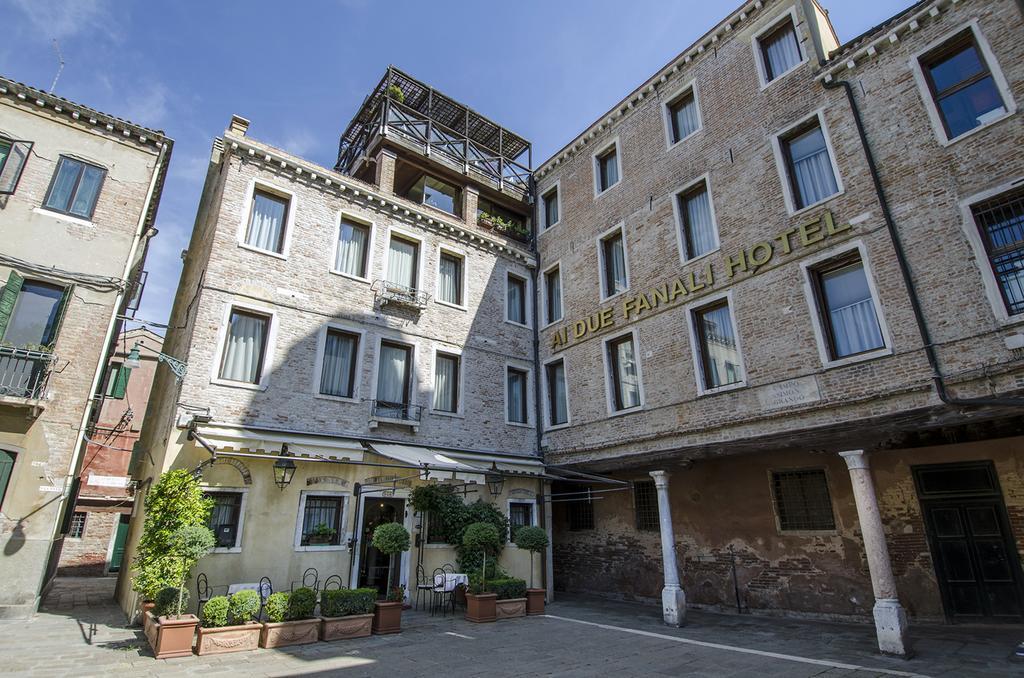 Hotel Ai Due Fanali Venecia Exterior foto