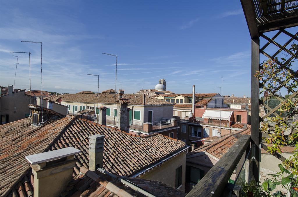 Hotel Ai Due Fanali Venecia Exterior foto